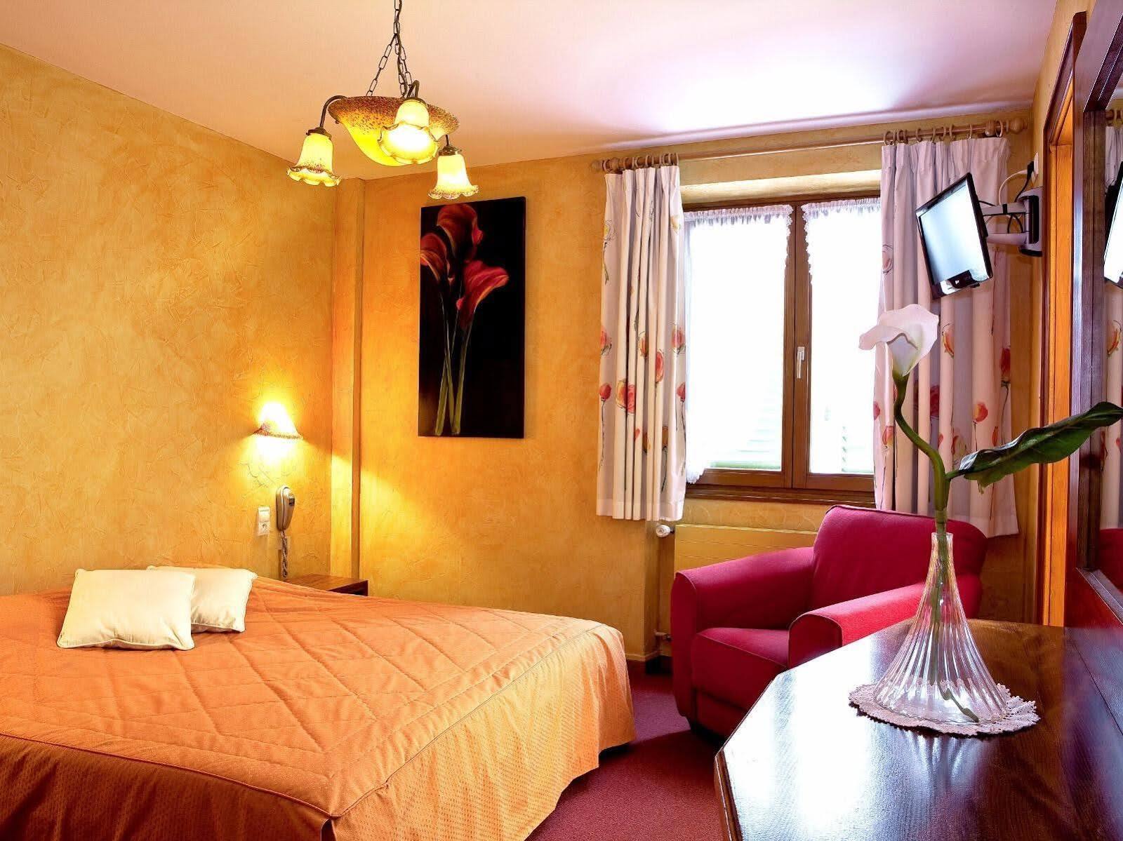 Hotel A La Vignette - Colmar-Nord Saint-Hippolyte (Haut-Rhin) Exterior foto